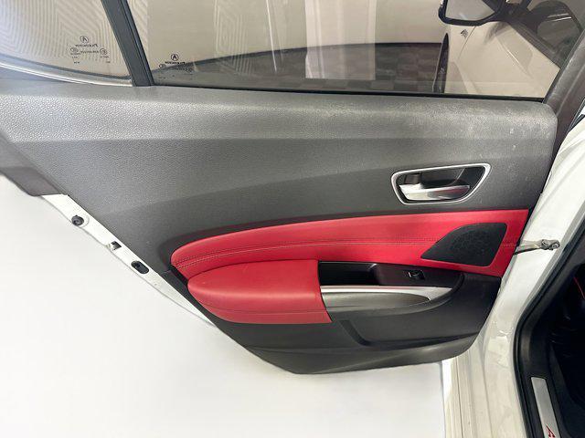 Photo of 2019 Platinum White Pearl Acura TLX