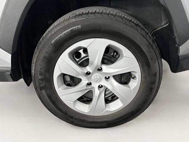 Photo of 2024 Silver Sky Metallic Toyota RAV4