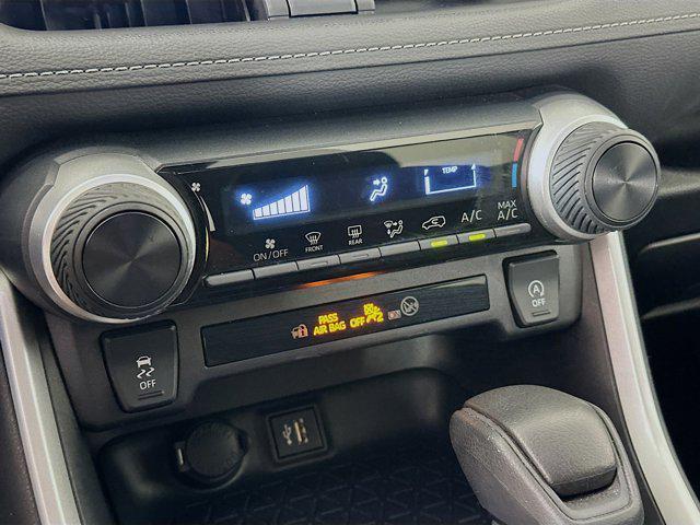 Photo of 2024 Silver Sky Metallic Toyota RAV4