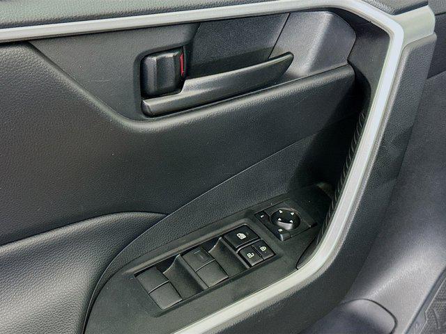 Photo of 2024 Silver Sky Metallic Toyota RAV4