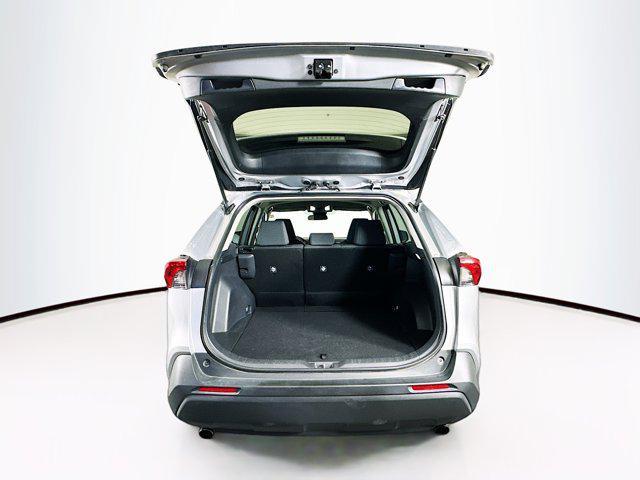Photo of 2024 Silver Sky Metallic Toyota RAV4