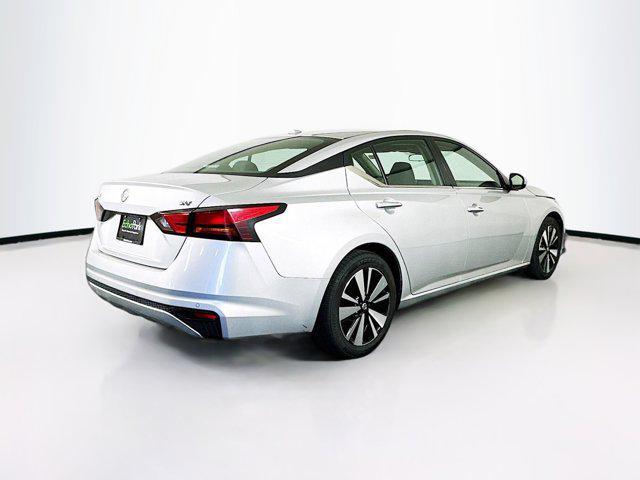 Photo of 2022 Brilliant Silver Metallic Nissan Altima
