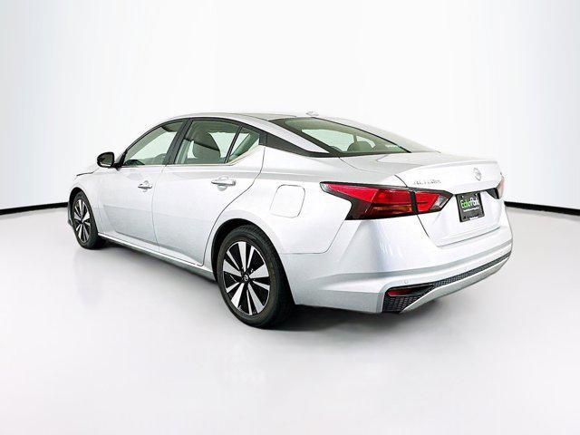 Photo of 2022 Brilliant Silver Metallic Nissan Altima