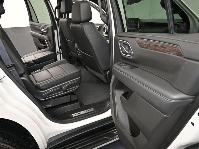 Photo of 2021 Iridescent Pearl Tricoat Chevrolet Tahoe