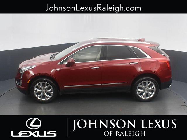 Photo of 2019 Red Horizon Tintcoat Cadillac XT5