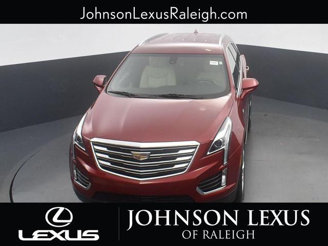 Photo of 2019 Red Horizon Tintcoat Cadillac XT5