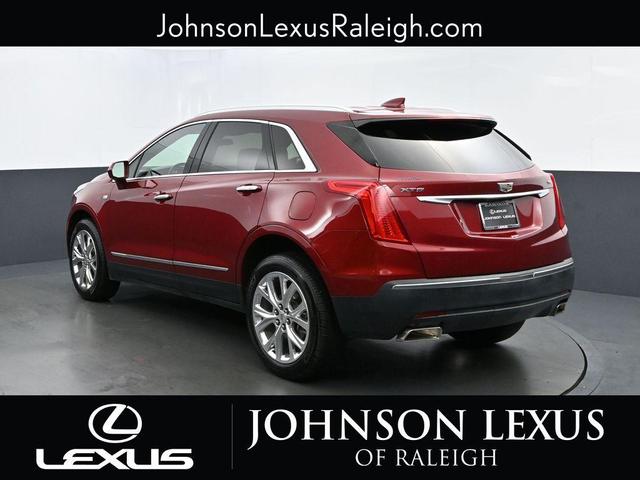 Photo of 2019 Red Horizon Tintcoat Cadillac XT5