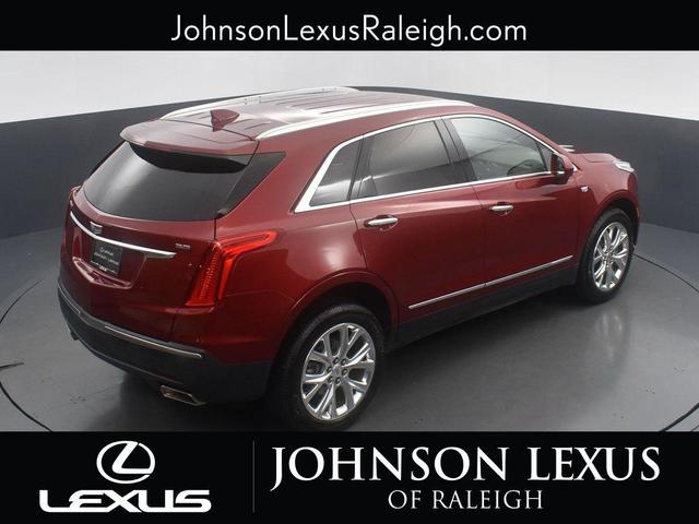 Photo of 2019 Red Horizon Tintcoat Cadillac XT5