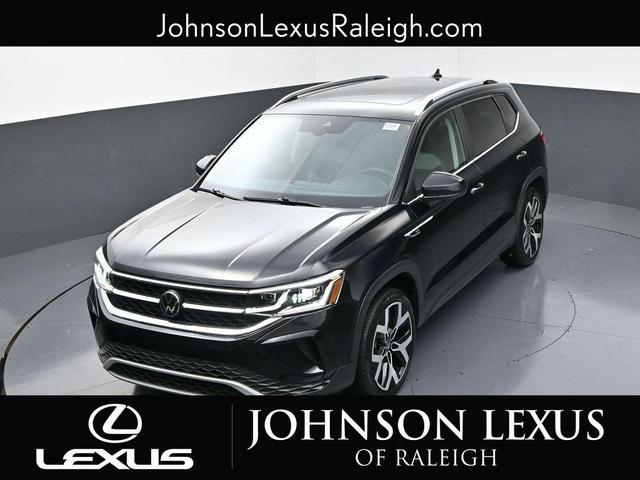 Photo of 2023 Deep Black Volkswagen Taos