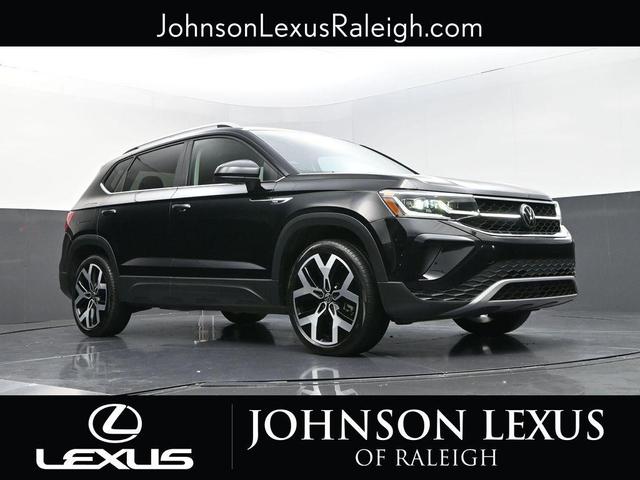 Photo of 2023 Deep Black Volkswagen Taos