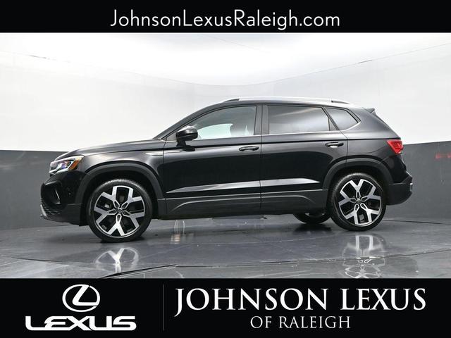 Photo of 2023 Deep Black Volkswagen Taos