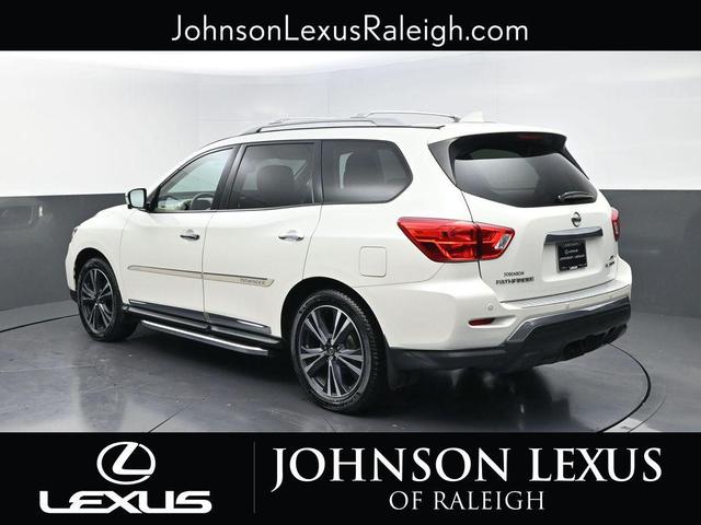 Photo of 2019 Pearl White Tricoat Nissan Pathfinder