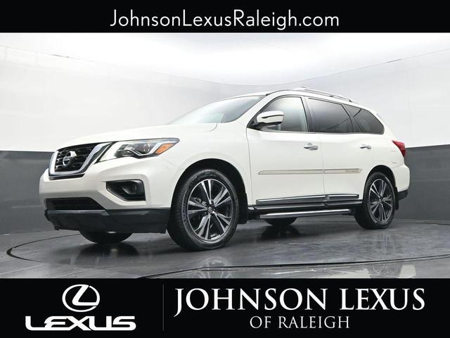 Photo of 2019 Pearl White Tricoat Nissan Pathfinder