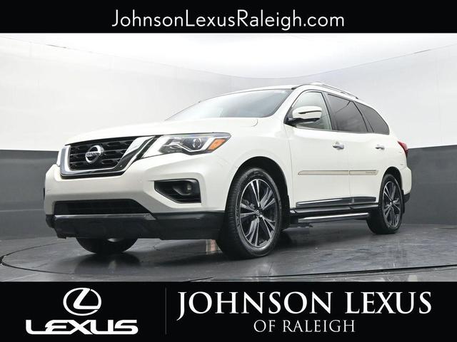 Photo of 2019 Pearl White Tricoat Nissan Pathfinder