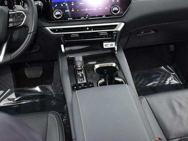 Photo of 2023 Iridium Lexus RX 350