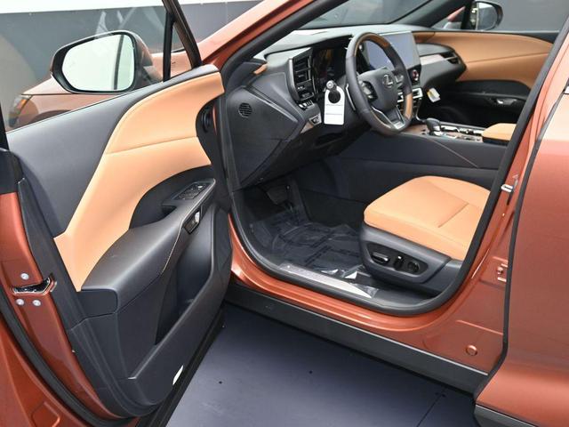 Photo of 2025 Copper Crest Lexus RX 350