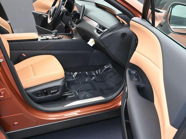 Photo of 2025 Copper Crest Lexus RX 350
