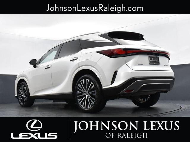 Photo of 2023 Eminent White Pearl Lexus RX 350