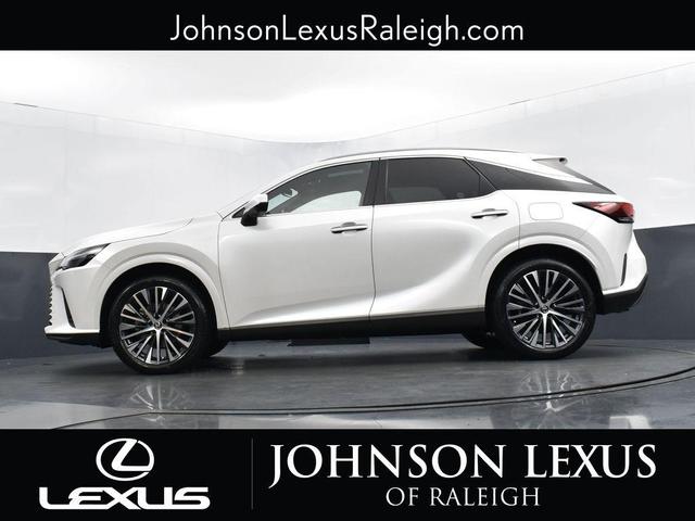 Photo of 2023 Eminent White Pearl Lexus RX 350