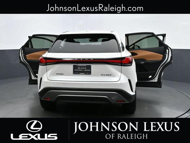 Photo of 2023 Eminent White Pearl Lexus RX 350