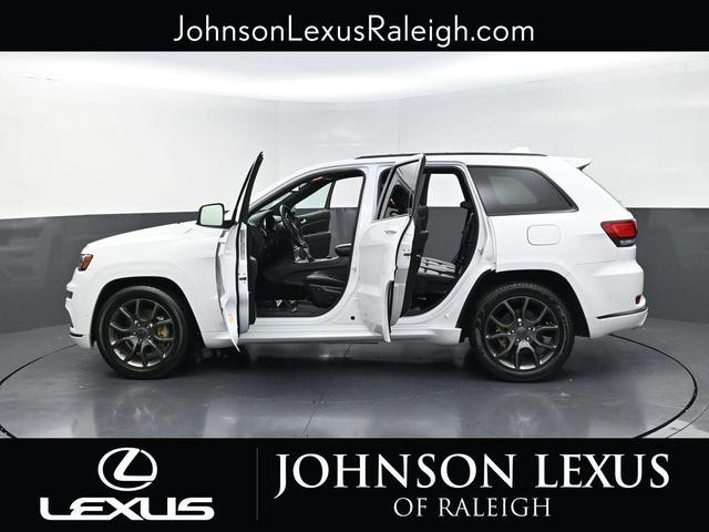 Photo of 2021 Bright White Clearcoat Jeep Grand Cherokee
