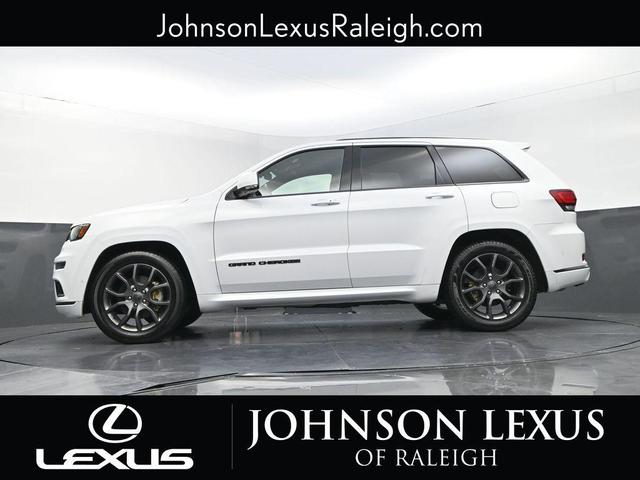 Photo of 2021 Bright White Clearcoat Jeep Grand Cherokee