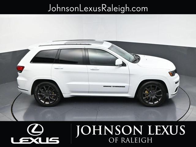 Photo of 2021 Bright White Clearcoat Jeep Grand Cherokee