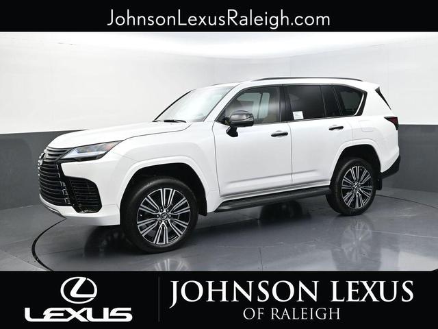 Photo of 2025 Eminent White Pearl Lexus LX 600