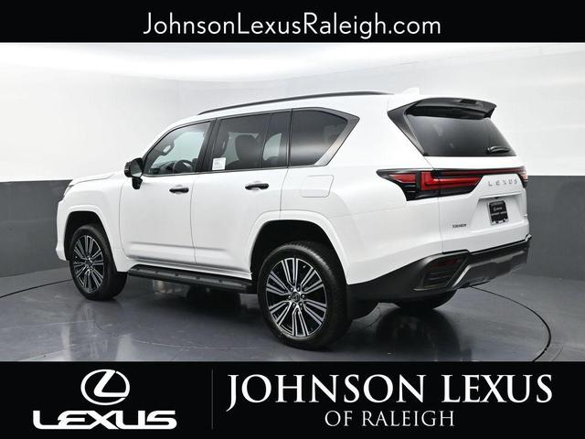 Photo of 2025 Eminent White Pearl Lexus LX 600
