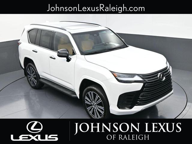 Photo of 2025 Eminent White Pearl Lexus LX 600
