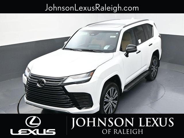 Photo of 2025 Eminent White Pearl Lexus LX 600