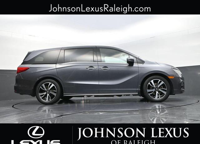 Photo of 2018 Modern Steel Metallic Honda Odyssey