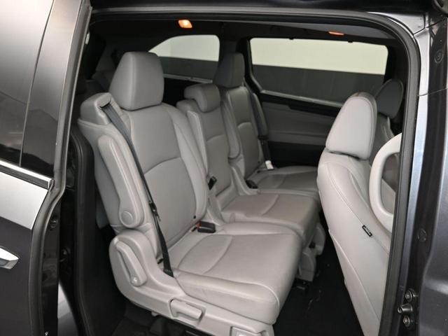 Photo of 2018 Modern Steel Metallic Honda Odyssey
