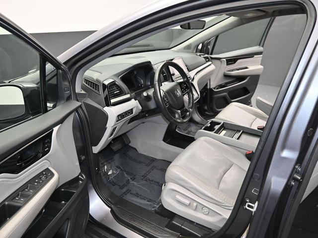 Photo of 2018 Modern Steel Metallic Honda Odyssey