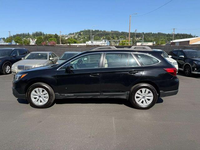 Photo of 2017 Crystal Black Silica Subaru Outback