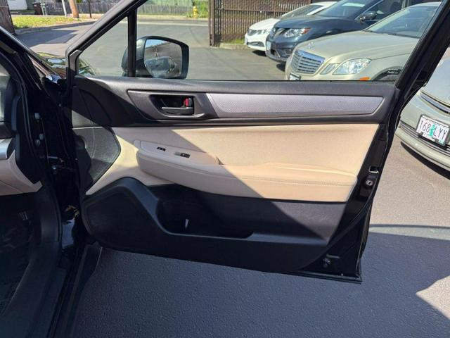 Photo of 2017 Crystal Black Silica Subaru Outback