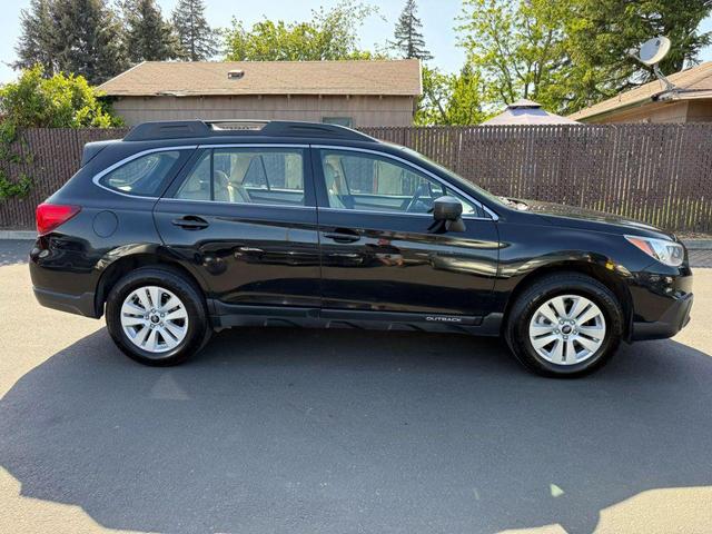 Photo of 2017 Crystal Black Silica Subaru Outback