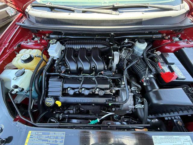 Photo of 2006 Redfire Clearcoat Metallic Ford Freestyle