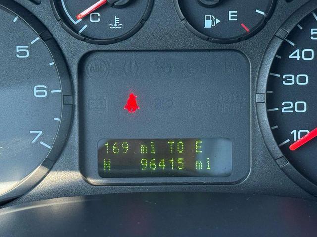 Photo of 2006 Redfire Clearcoat Metallic Ford Freestyle