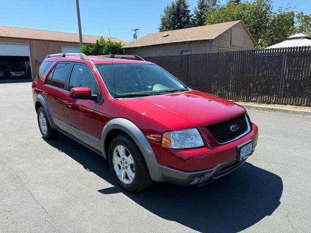 Photo of 2006 Redfire Clearcoat Metallic Ford Freestyle