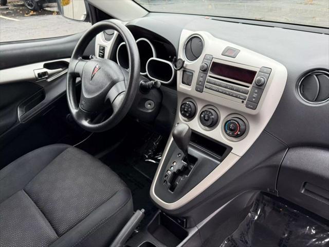 Photo of 2009 Blue Pontiac Vibe