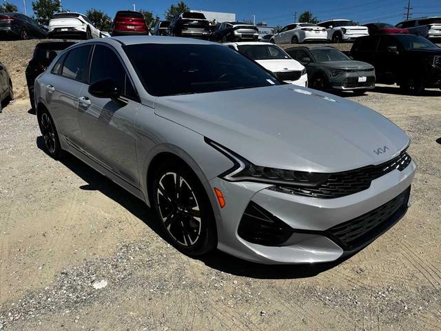 Photo of 2022 Wolf Gray Kia K5