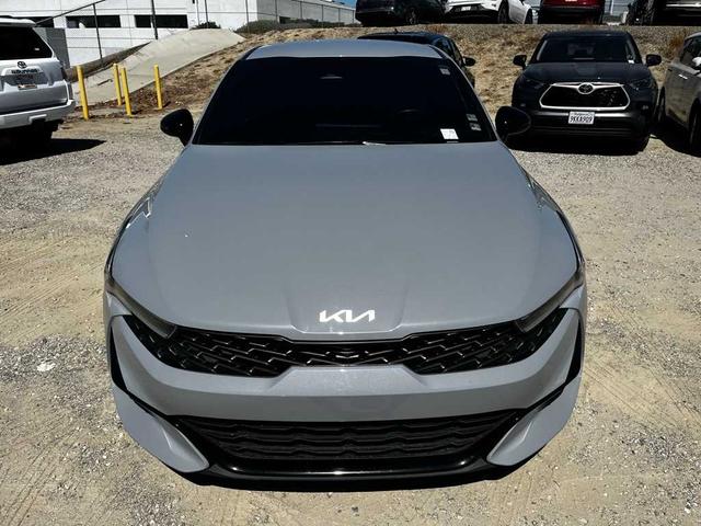 Photo of 2022 Wolf Gray Kia K5