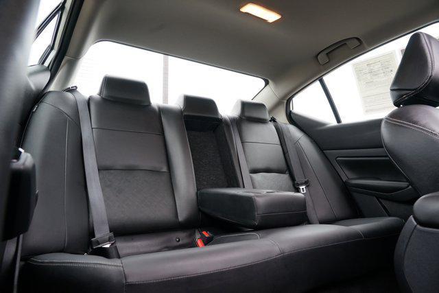 Photo of 2023 Pearl White Tricoat Nissan Altima