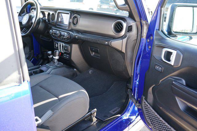 Photo of 2020 Ocean Blue Metallic Clearcoat Jeep Wrangler