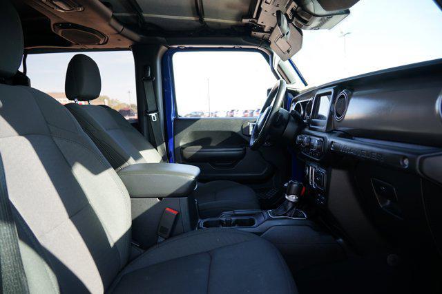 Photo of 2020 Ocean Blue Metallic Clearcoat Jeep Wrangler