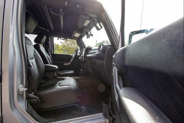 Photo of 2013 Billet Metallic Clearcoat Jeep Wrangler Unlimited