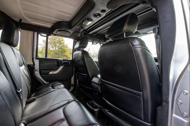 Photo of 2013 Billet Metallic Clearcoat Jeep Wrangler Unlimited