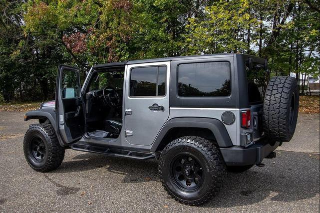 Photo of 2013 Billet Metallic Clearcoat Jeep Wrangler Unlimited