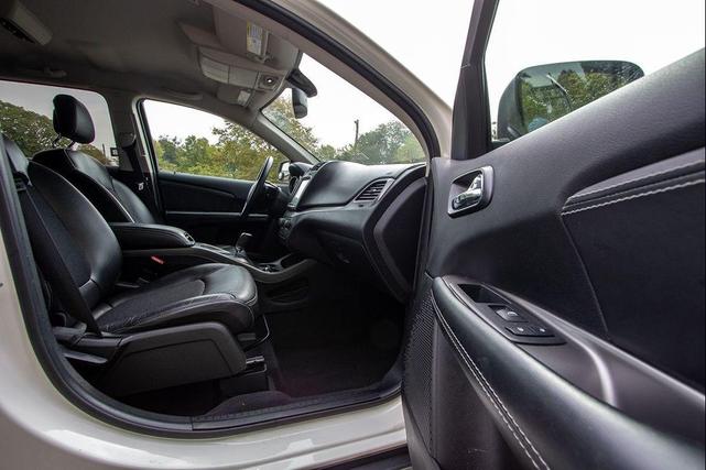 Photo of 2018 Vice White Dodge Journey
